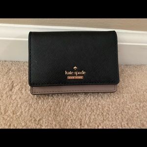 KATE SPADE KEYCHAIN WALLET